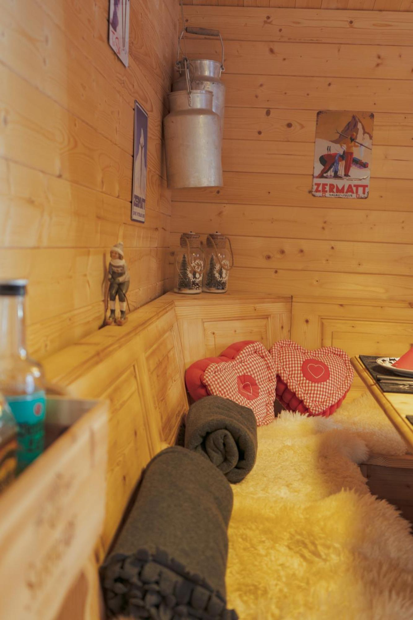 Jaegerhof Serviced Apartements Zermatt Dış mekan fotoğraf